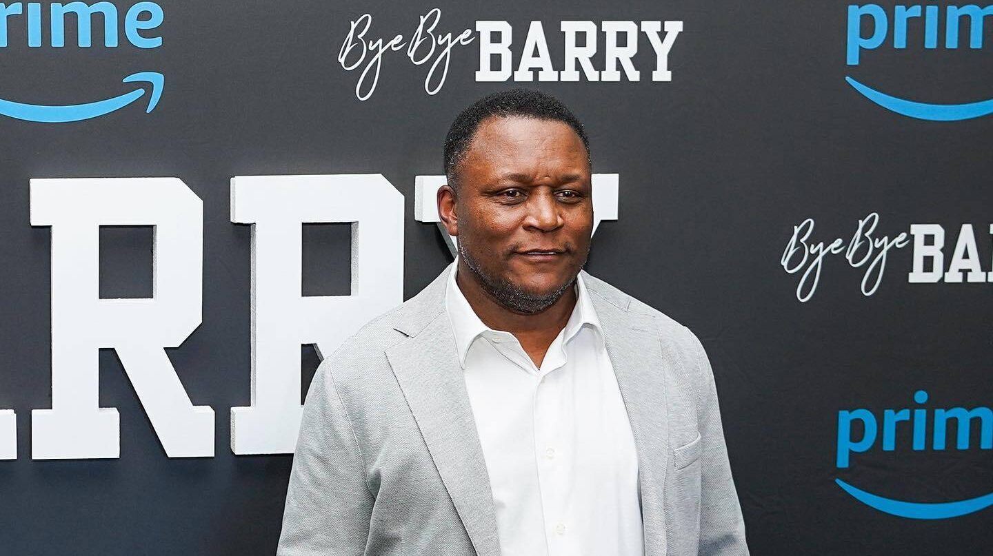 Barry Sanders Net Worth 2024: NFL Icon's Fortune Breakdown